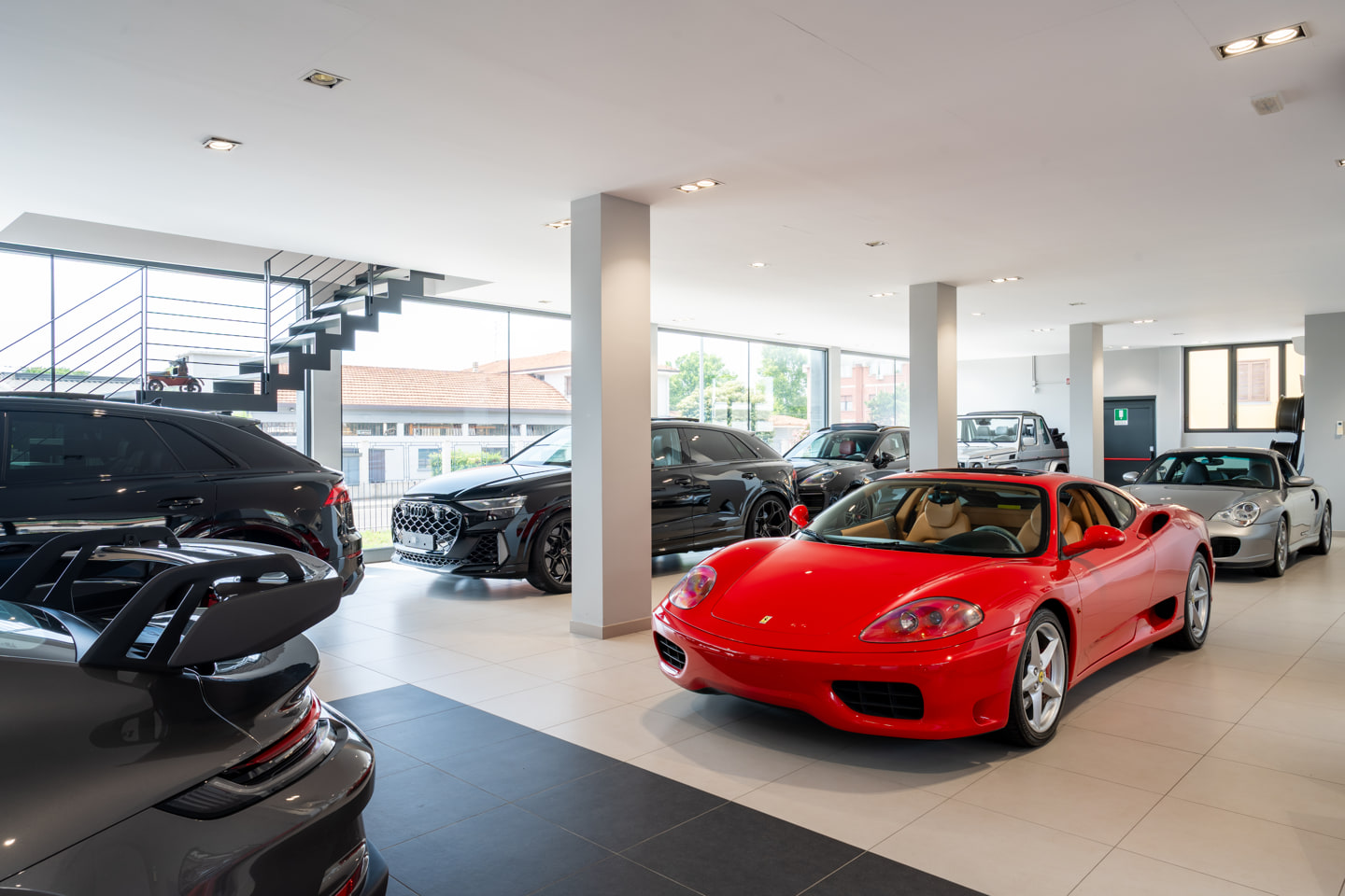 MMotors Showroom Brescia - Ferrari