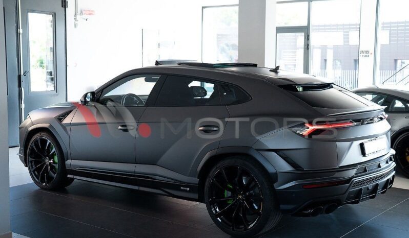 LAMBORGHINI Urus S 4.0 V8 666 CV pieno