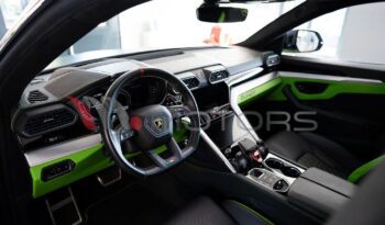 LAMBORGHINI Urus S 4.0 V8 666 CV pieno