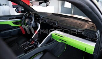 LAMBORGHINI Urus S 4.0 V8 666 CV pieno