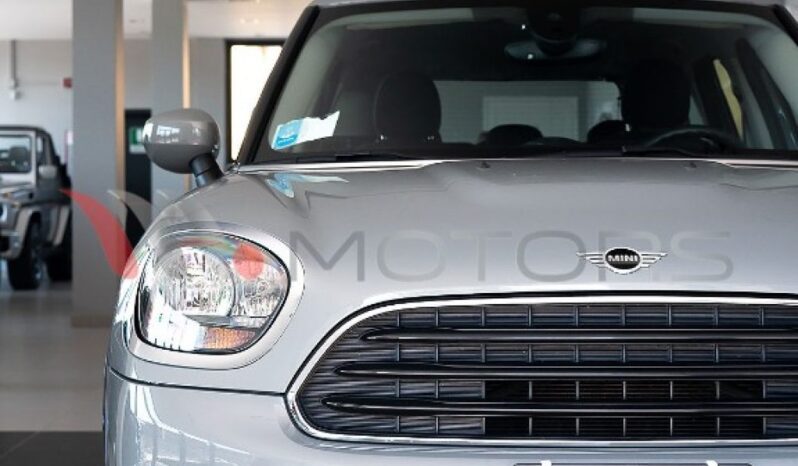 MINI Countryman 1.5 D Business my18 pieno