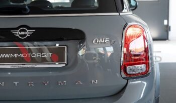 MINI Countryman 1.5 D Business my18 pieno