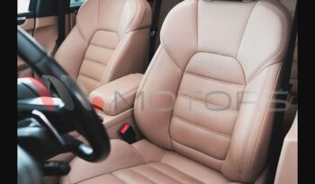 PORSCHE Macan 2.0 pieno