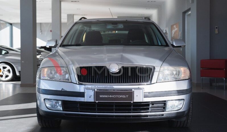 SKODA Octavia 2.0 TDI DSG Wagon Elegance pieno