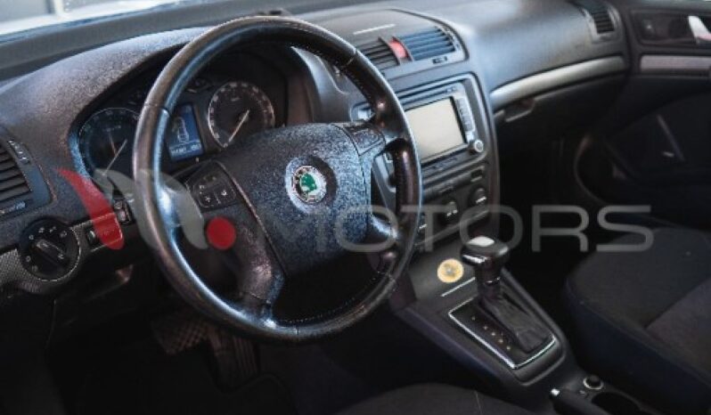 SKODA Octavia 2.0 TDI DSG Wagon Elegance pieno