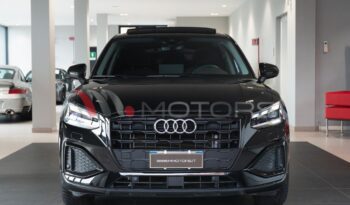 AUDI Q2 30 TDI Identity Black pieno