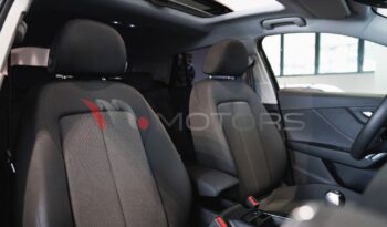 AUDI Q2 30 TDI Identity Black pieno