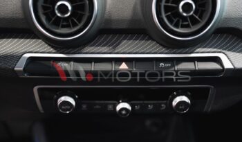 AUDI Q2 30 TDI Identity Black pieno