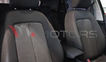 AUDI Q2 30 TDI Identity Black pieno