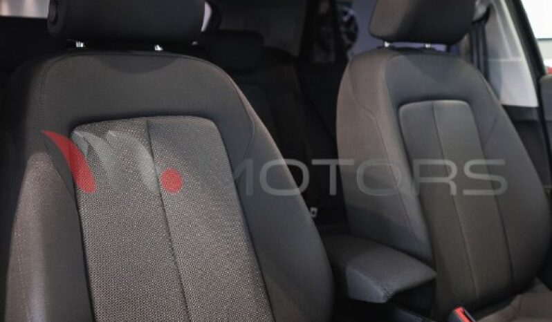 AUDI Q2 30 TDI Identity Black pieno