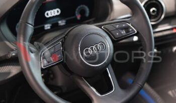 AUDI Q2 30 TDI Identity Black pieno